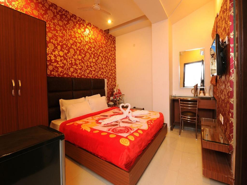 Hotel Pearl Inn & Suites Amritsar Camera foto