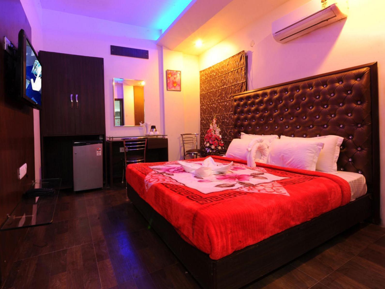 Hotel Pearl Inn & Suites Amritsar Esterno foto